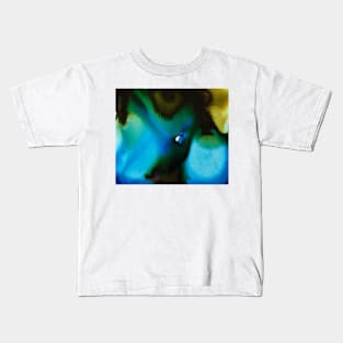 Blue green ink experiment Kids T-Shirt